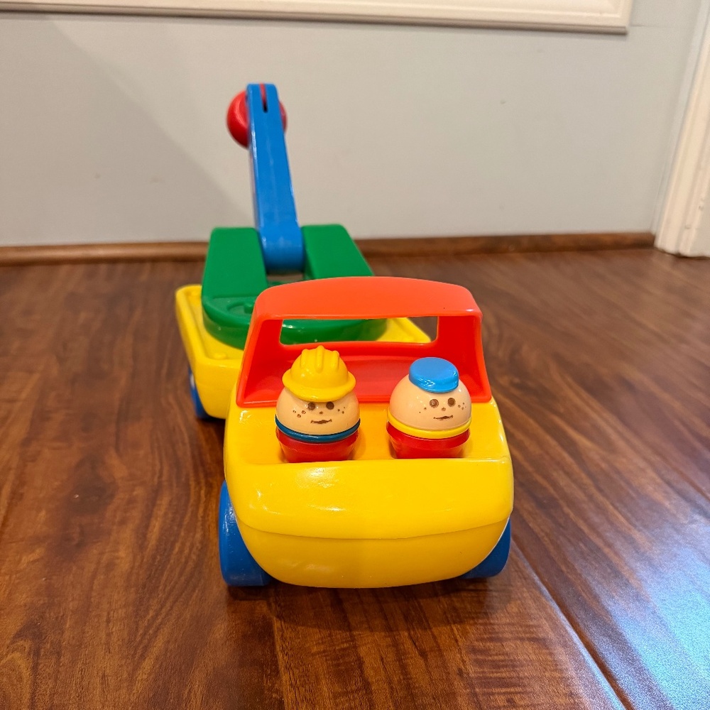 Little Tikes Tow Truck Cherry Picker 1985 Vintage Toddle Tots Preschool Toy - Picture 2 of 2